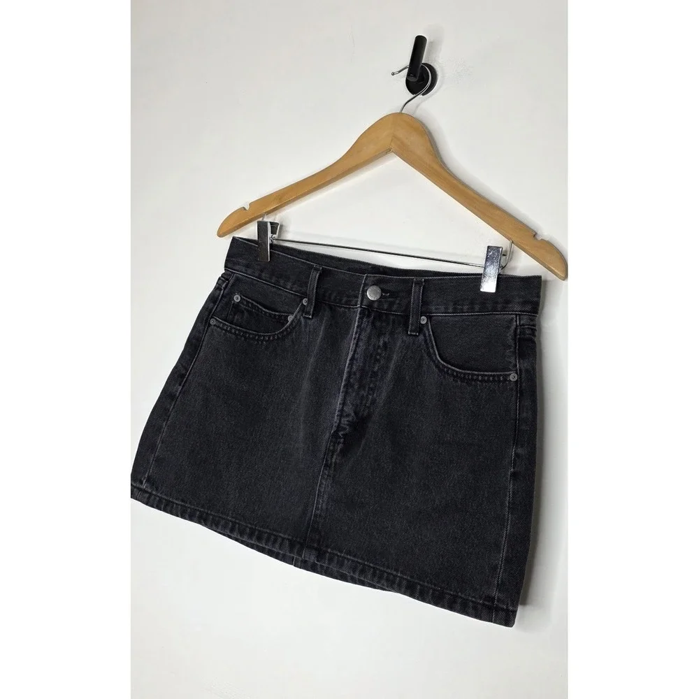 Aritzia Denim Forum Mini Skirt The 90's Ricci Skirt Women's Size 27 Black